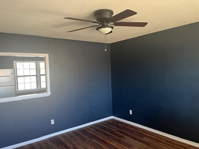 Building Photo - Room for Everyone! Charming 4-Bed 1.5 Bath