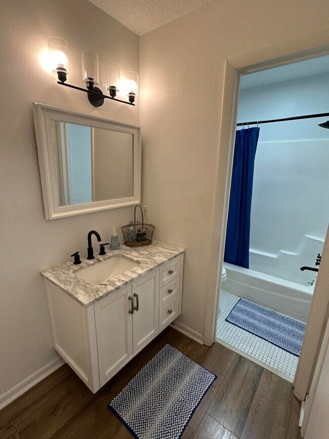 Building Photo - 1017 Stevens Creek Rd