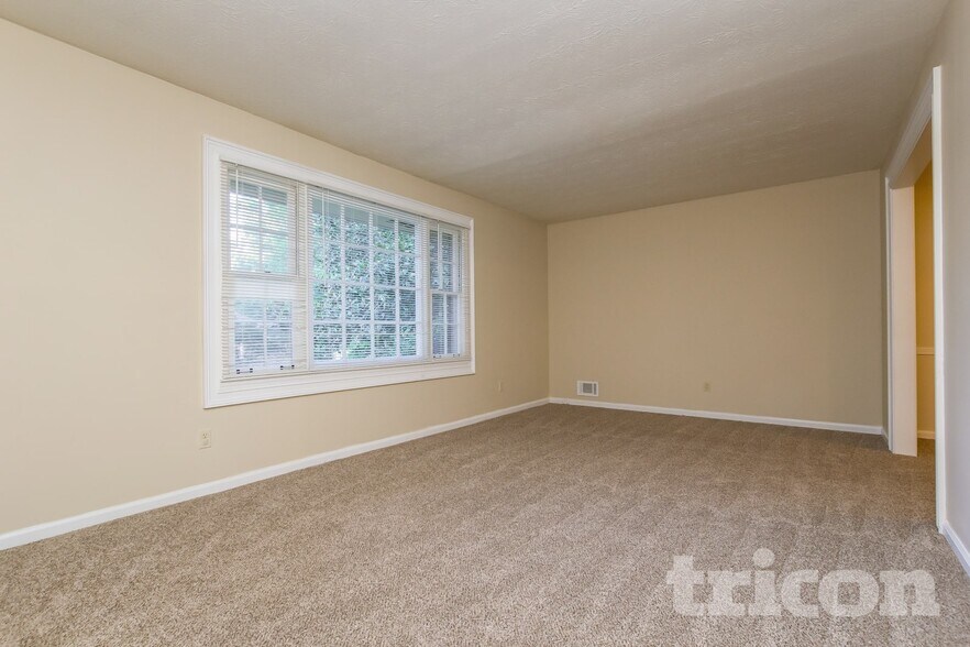 Building Photo - 1464 Yorkton Ct