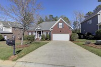 Building Photo - 205 Black Walnut Dr