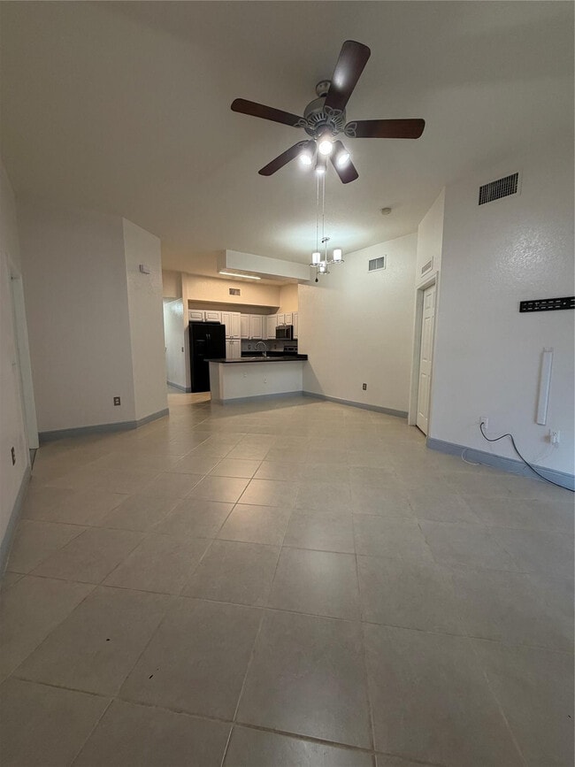 Building Photo - 3340 Palomino Dr