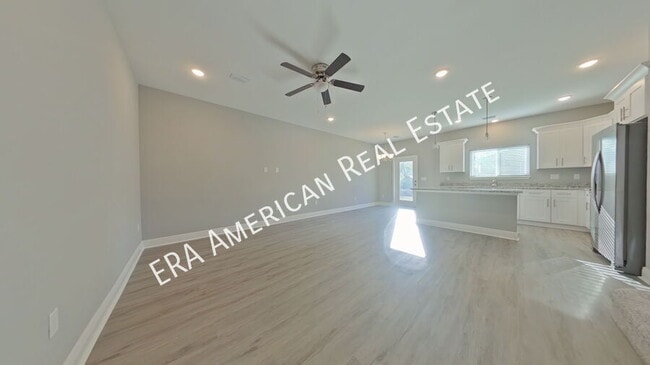 Building Photo - 812 Kenneth Dr