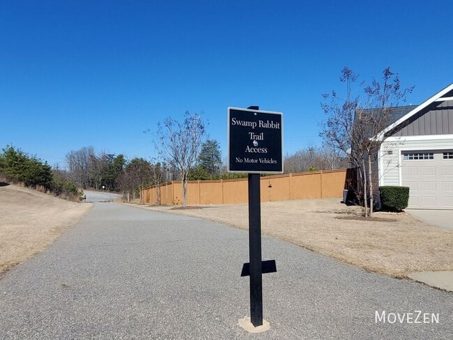 Building Photo - 600 Maplestead Farms Ct