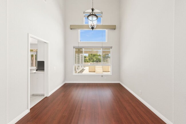 Building Photo - Stunning 4BR + Office/Den, 3BA View Home with 3-Car Garage!