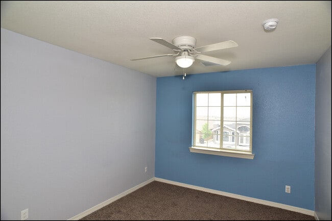Building Photo - 13239 Emerald Isle St