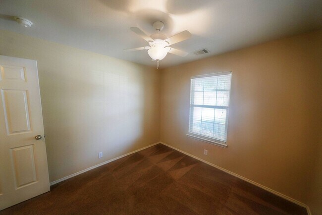 Building Photo - Cozy Home in Cibolo Valley Ranch Now Available - Realtor Commission: $500