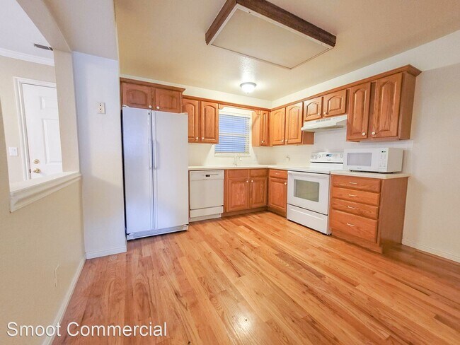 Building Photo - 2 br, 1 bath House - 166 West 200 North #1