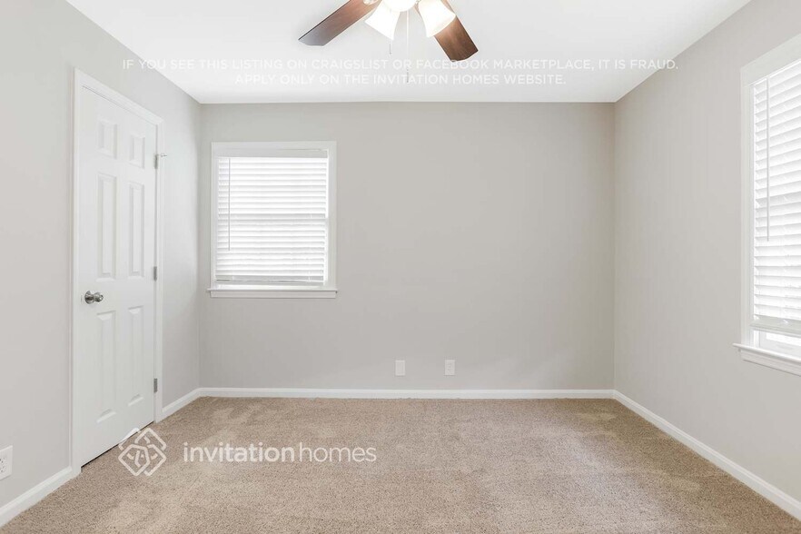 Building Photo - 2157 Rolling View Dr