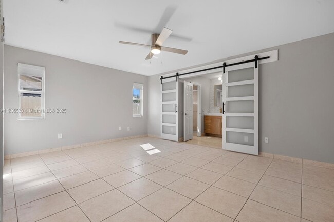 Building Photo - 14020 SW 38th St