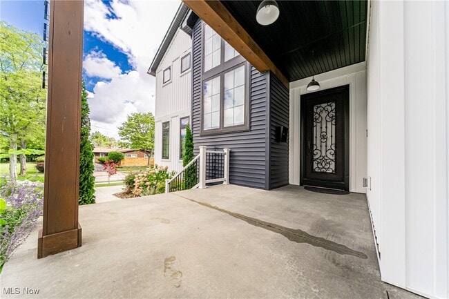 Building Photo - 2605 Buckhurst Dr