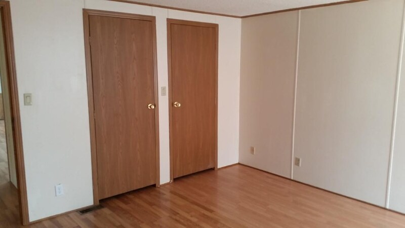 Building Photo - 3841 SE 85th St