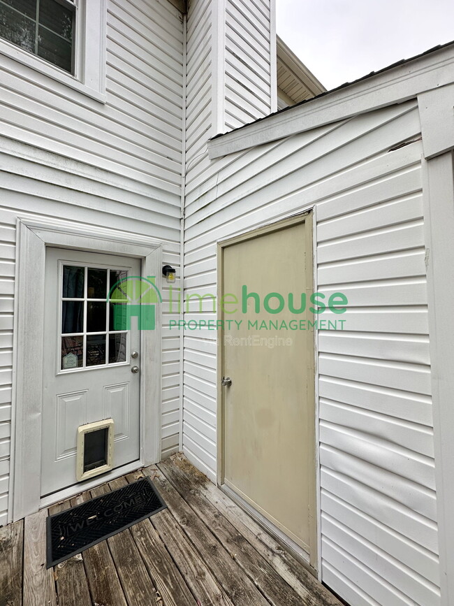 Building Photo - 4613 Marlwood Way