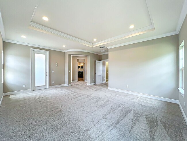 Building Photo - 9421 Dugard Ct