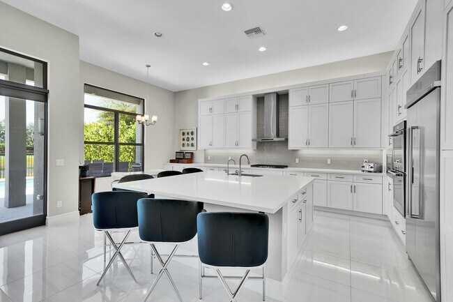 Building Photo - 9081 Chauvet Wy
