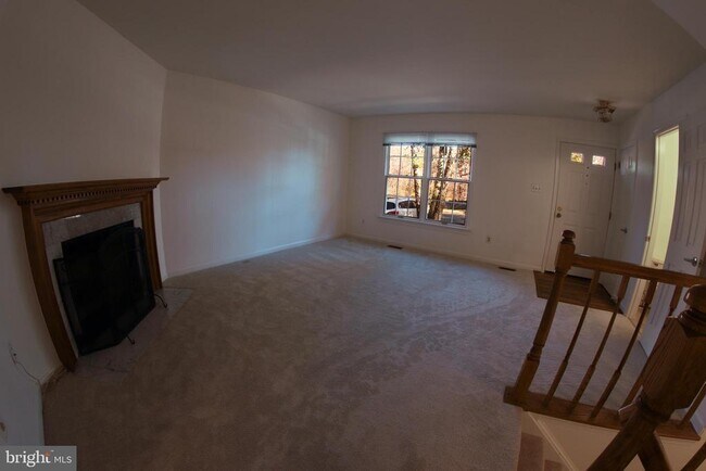 Building Photo - 3955 Pepperidge Ct