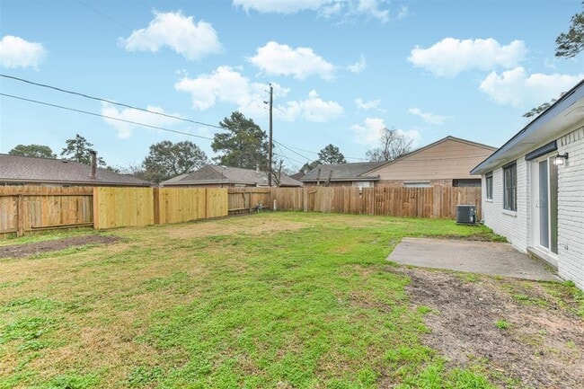 Building Photo - 1011 Cedar Post Ct