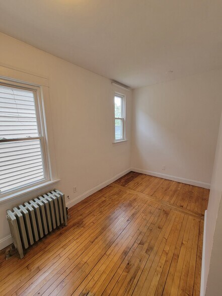 Building Photo - 8035 S Coles Ave