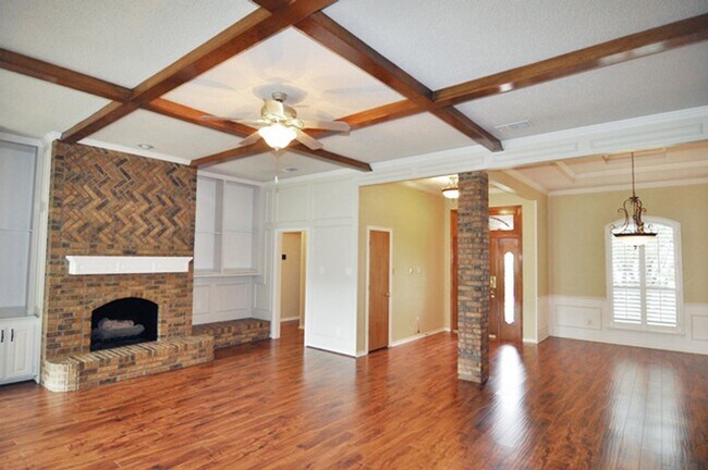 Building Photo - 2212 Diamond Point Dr