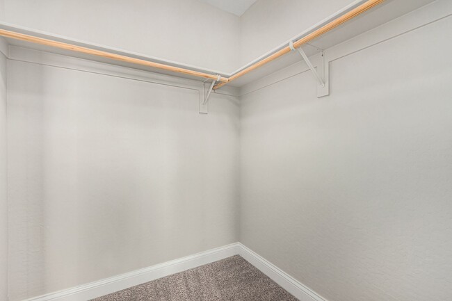 Building Photo - Southern Highlands Home with Loft & Patio!