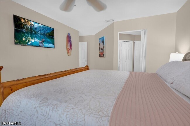 Building Photo - 3749 SW 1st Pl