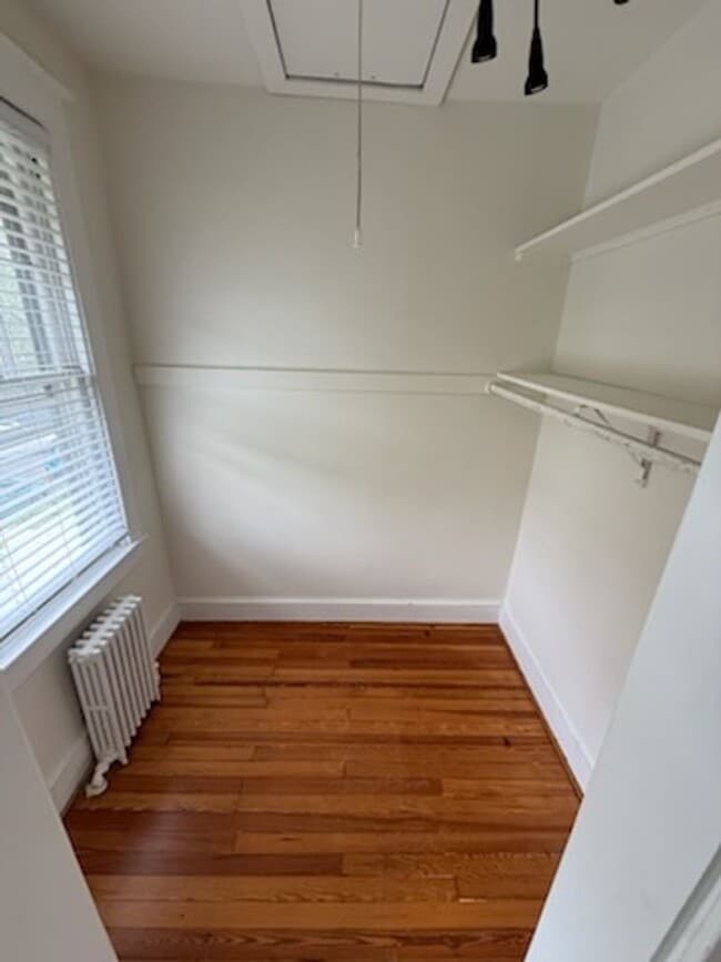 Building Photo - Georgetown Row Home For Rent!