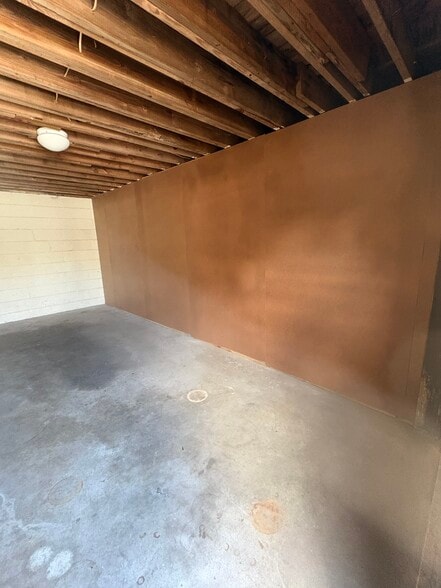 Building Photo - 2554 Ernest St