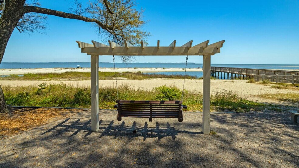 Building Photo - 239 Beach City Rd