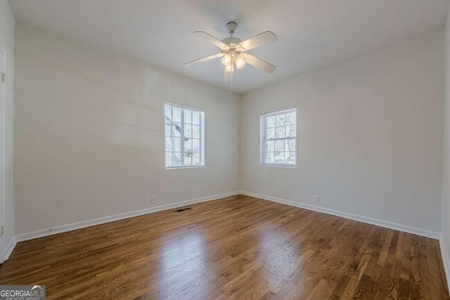 Building Photo - 1977 N Decatur Rd