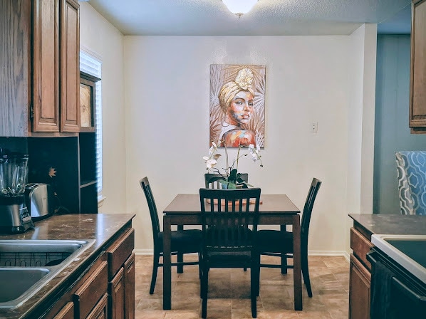 Building Photo - 1409 Paseo Del Oro