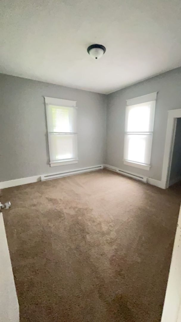 Building Photo - 111 S Dicks St