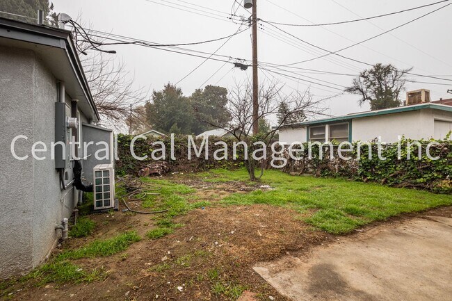 Building Photo - 341 Laurel Ave