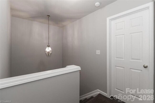 Building Photo - 153 Marakery Rd