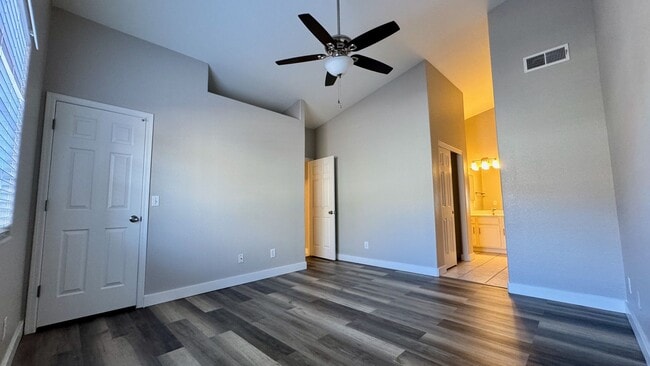 Building Photo - Beautifully Updated 3 Bedroom, 2 Bathroom Single-Level Home in Chandler (85225)!