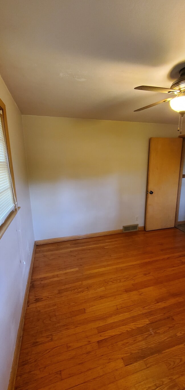 Building Photo - 1163 Higgins Ave