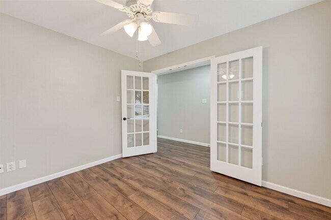 Building Photo - 21519 Sapphire Ct