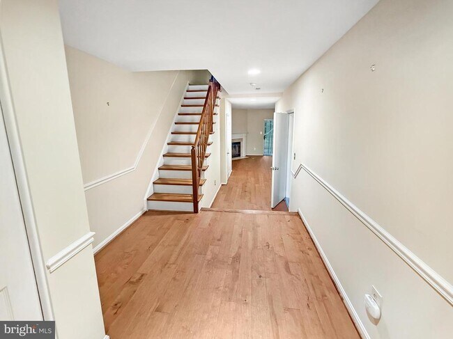 Building Photo - 202 Castletown Rd