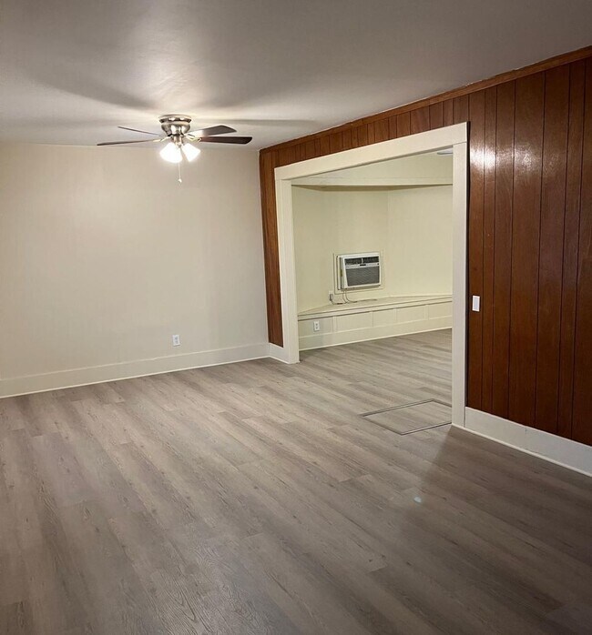 Building Photo - Cutler home for Rent