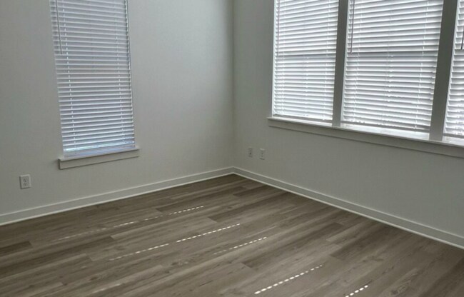 Building Photo - NEW CONSTRUCTION! NOW LEASING FOR AUGUST 2026!