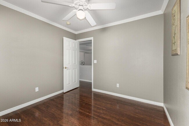 Building Photo - 1014 E Milada Dr