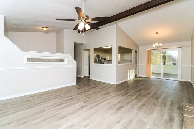 Building Photo - 427 Ridgetop Dr NW