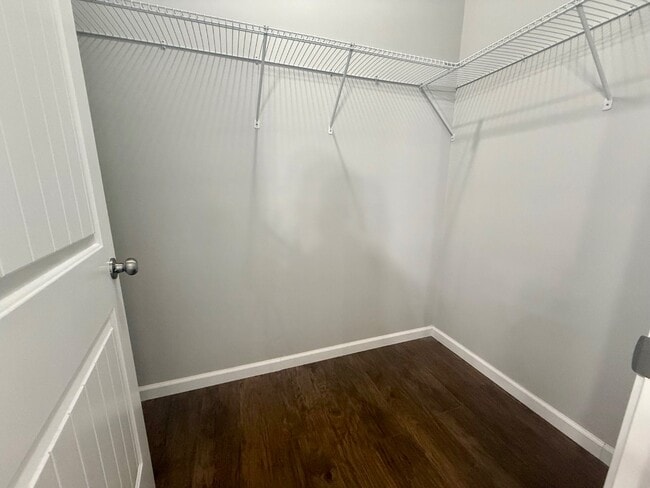 Building Photo - 48 Seibold Rd