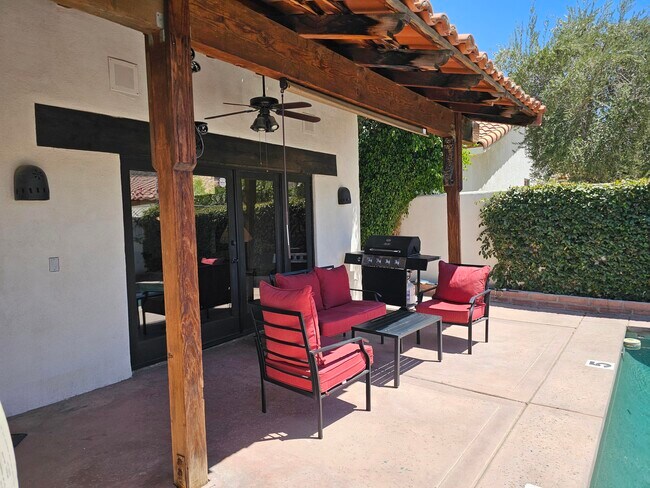 Building Photo - 52225 Avenida Obregon