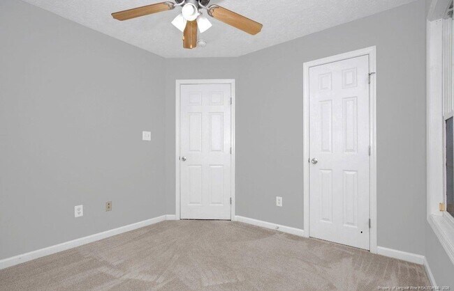 Building Photo - 1475 Avoncroft Dr