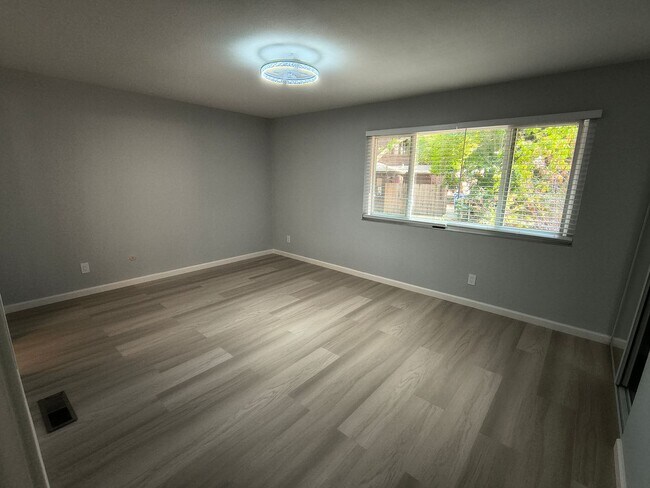 Building Photo - 3265 Marlene Dr