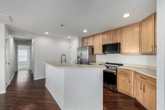 Building Photo - Lovely two bed two bath in Parker for rent