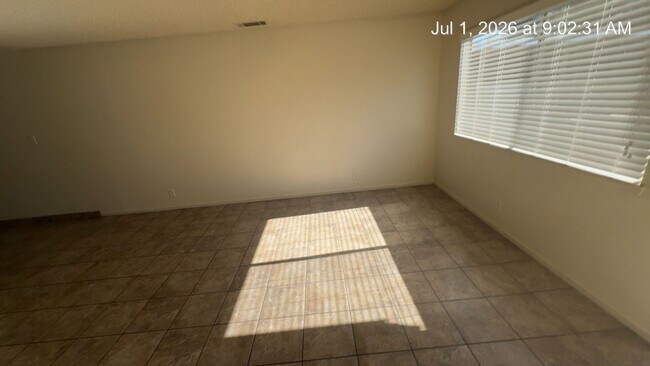Building Photo - 2967