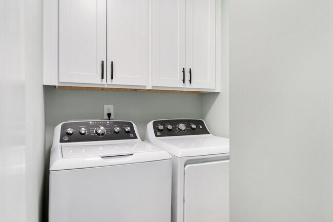 Building Photo - 3 Bedroom 1 Bathroom Home in Durham