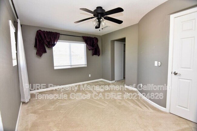 Building Photo - 31824 Via Del Paso