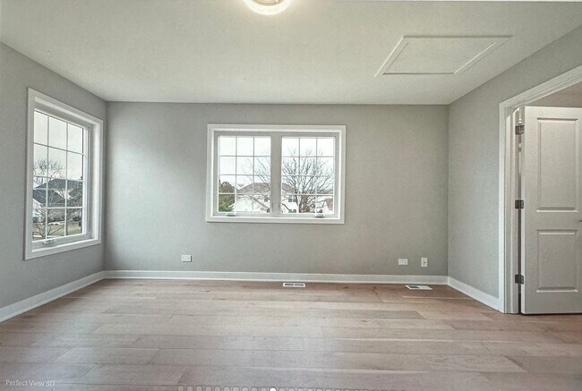 Building Photo - 24321 Hemlock Dr