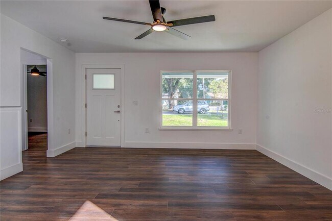 Building Photo - 15506 NW 134th Terrace